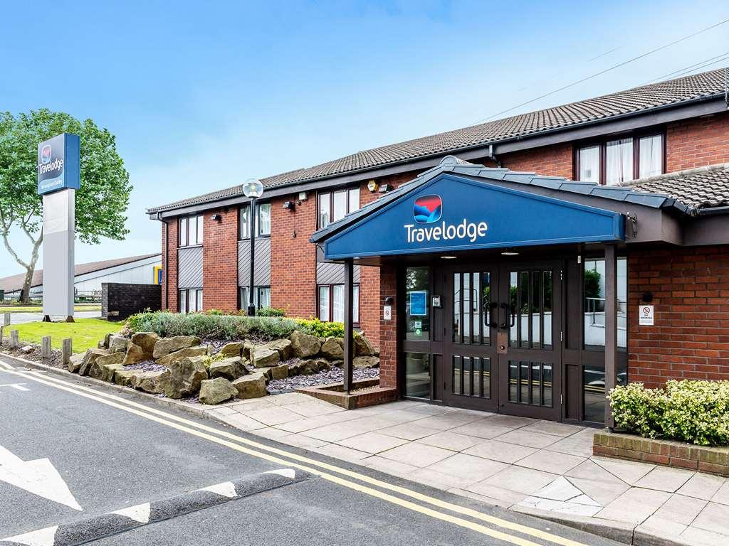 Travelodge Birmingham Dudley Exterior photo