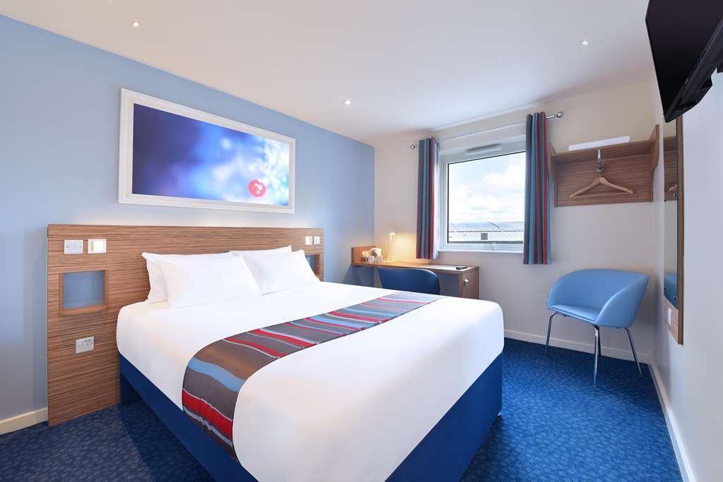 Travelodge Birmingham Dudley Room photo